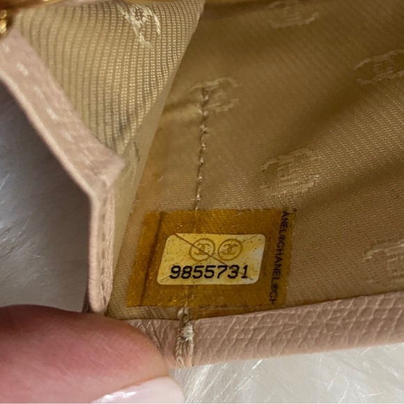 Vintage Chanel caviar small key card holder tan leather wallet with gold chain - Picture 6 of 13